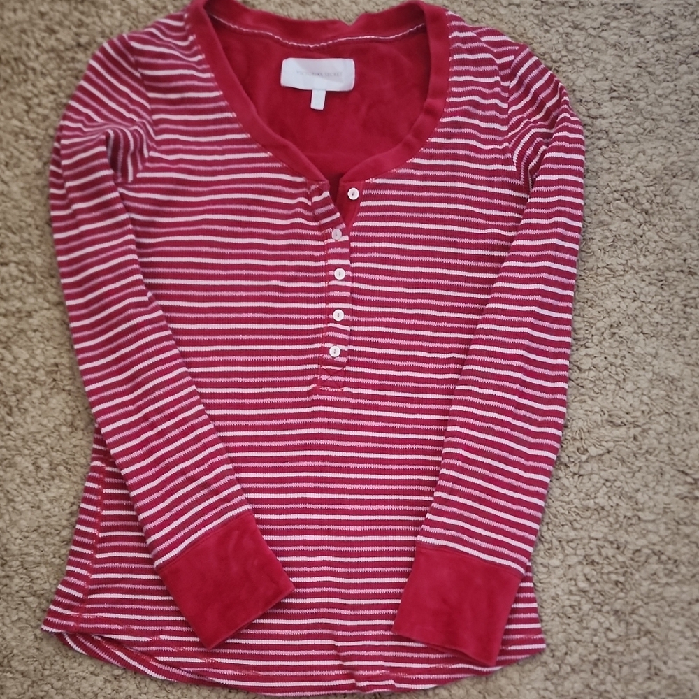 Victoria's Secret Red and White Pajama Set, S/P - Picture 2 of 5